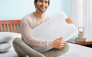 Alleviating Neck Pain: Choosing the Right Pillow for Comfort and Support